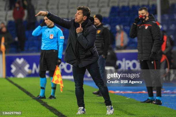 Coach Aykut Kocaman of Istanbul Basaksehir FK during the Turkish Super Lig match between Basaksehir and Goztepe at Basaksehir Fatih Terim Stadium on...