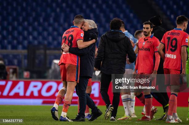 Gian Piero Gasperini manager of Atalanta BC and Merih Demiral of Atalanta BC rejoice after the Serie A match between SS Lazio and Atalanta BC at...