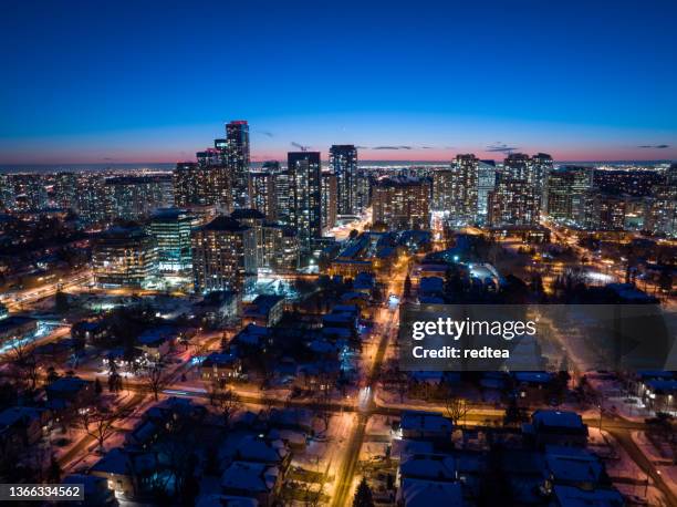 vista superior foto nocturna de ,north york toronto canadá - toronto ontario canada fotografías e imágenes de stock