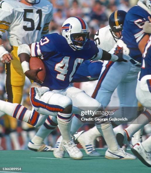 Running Back Terry Miller Of The Buffalo Bills Runs With The Football running-back-terry-miller-of-the-buffalo-bills-runs-with-the-football