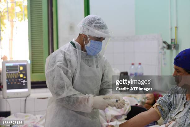 Patients with the covid-19 virus treated by Tunisian doctors at Charles de Gaulle hospital in Tunis, on January 21, 2022 in Tunis, Tunisia.