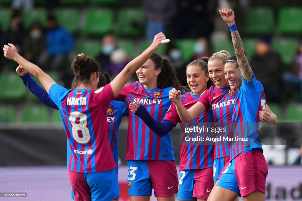 FC Barcelona v Atletico de Madrid - Women's Super Cup Final