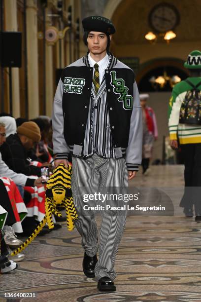 Model walks the runway during the Kenzo Menswear Fall/Winter 2022-2023 show as part of Paris Fashion Week on January 23, 2022 in Paris, France.