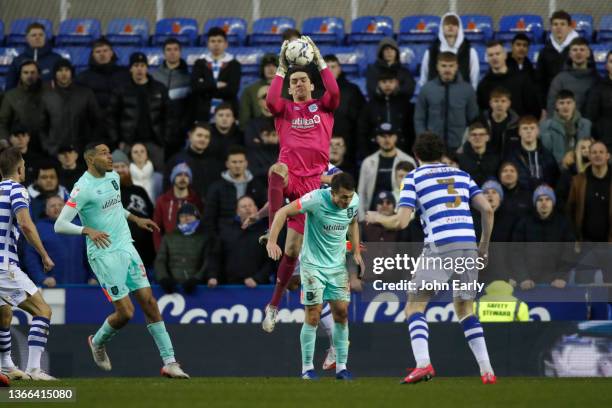 Lee Nicholls goalkeeper of Huddersfield Town claims a cross during the Sky Bet Championship match between Reading and Huddersfield Town at the Select...