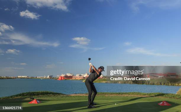 Thomas Pieters of Belgium plays his tee shot on the par 5, 18th hole during day four of the Abu Dhabi HSBC Championship at Yas Links Golf Course on...