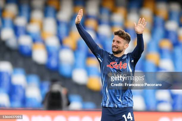 Dries Mertens of SSC Napoli celebrates the victory after the Serie A match between SSC Napoli and US Salernitana at Stadio Diego Armando Maradona on...