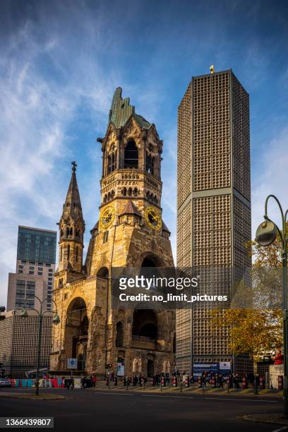 kaiser wilhelm memorial church - gedächtniskirche - in berlin - kaiser wilhelm memorial church stock pictures, royalty-free photos & images
