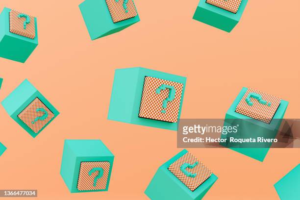 many orasnge ans green question mark with orange background,3d render - questions and answers stockfoto's en -beelden