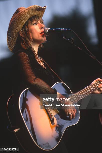 Lucinda Williams performs during Neil Young's Annual Bridge School benefit at Shoreline Amphitheatre on October 31, 1999 in Mountain View, California.