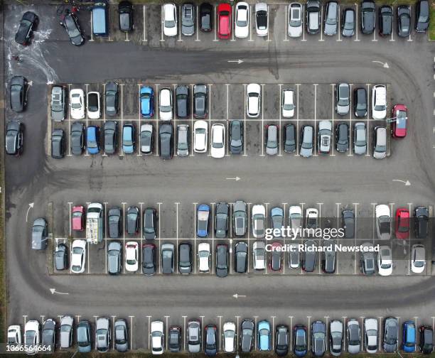 car park - parking lot 個照片及圖片檔