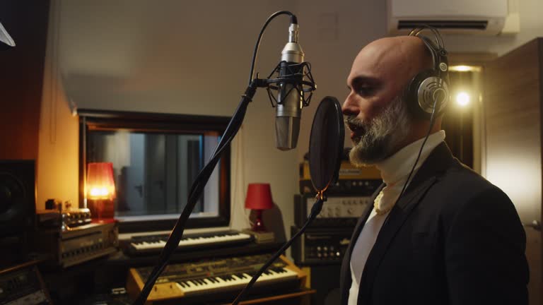 216,048 Sound Guy Stock Videos, Footage, & 4K Video Clips - Getty