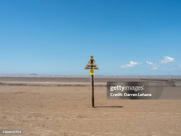 361 fotos de stock e banco de imagens de Areia Movediça - Getty Images