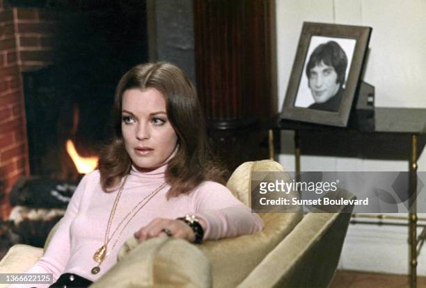 The actress Romy Schneider on the set of the film "Qui ?" directed by Leonard Keigel.