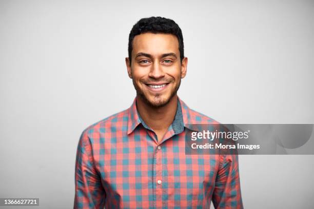 handsome young adult businessman with stubble - ラテンアメリカ系民族 ストックフォトと画像