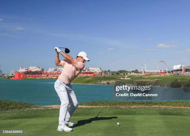 Part of swing sequence; Rory McIlroy of Northern Ireland plays his tee shot with a driver on the 18th hole during Day Four of the Abu Dhabi HSBC...