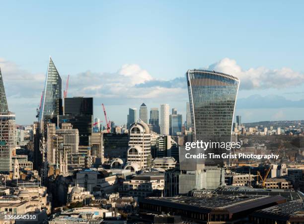 city of london skyline - 20 fenchurch street stock pictures, royalty-free photos & images
