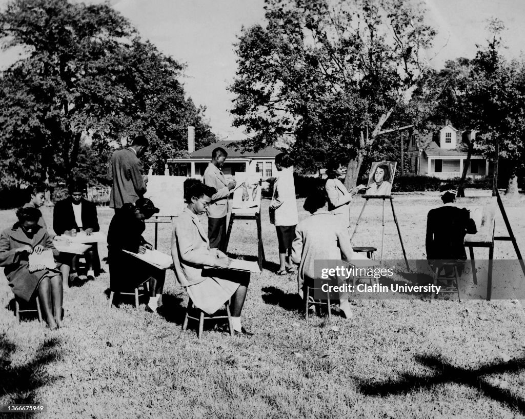 Claflin University Students Arts class outdoors