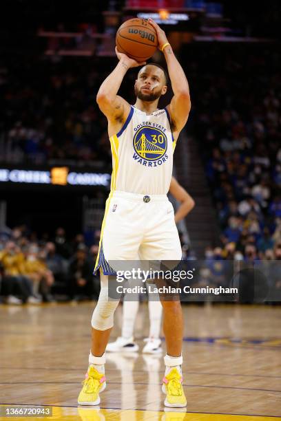 Steph Curry Free Throw Photos and Premium High Res Pictures Getty Images Steph Curry Free Throw Photos and Premium High Res Pictures Getty Images
