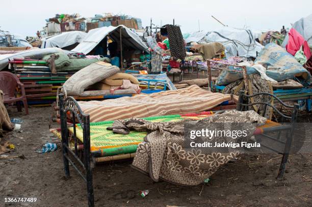 belongings at malakal transit site in south sudan's upper nile state. - south sudan stock pictures, royalty-free photos & images