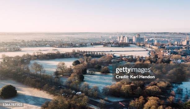 the london skyline - greenwich stock pictures, royalty-free photos & images