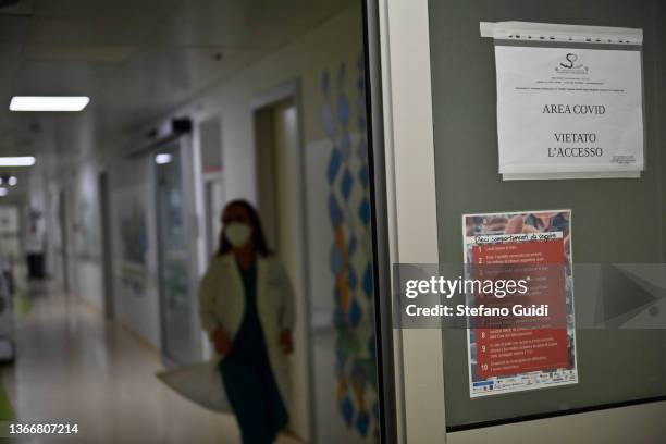 General view of the Covid-19 intensive care unit for children at the Regina Margherita children's hospital on January 25, 2022 in Turin, Italy. This...