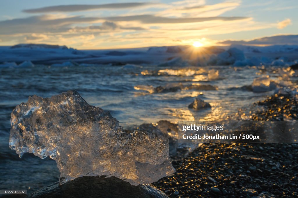 Midnight sun at Jkulsrln,Scenic view of sea against sky during sunset,Iceland