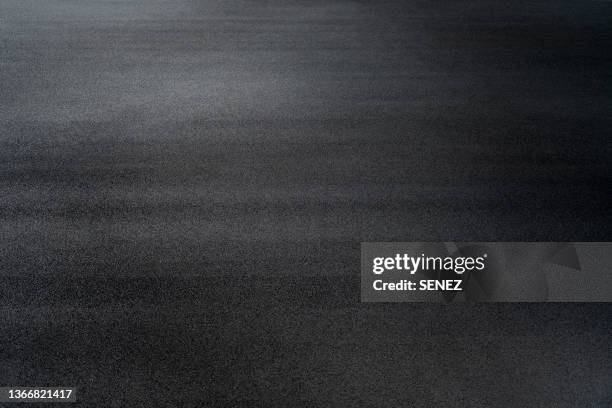 asphalt road background - road texture imagens e fotografias de stock