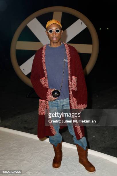 pharrell williams fashion show
