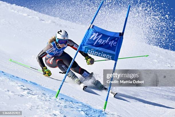 Ragnhild Mowinckel of Norway competes during the Audi FIS Alpine Ski World Cup Women's Giant Slalom on January 25, 2022 in Kronplatz, Italy.