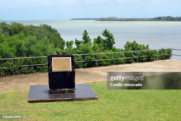 captain cook's landing place, tatakamotonga, tongatapu island, tonga - memorial plaque stock pictures, royalty-free photos & images