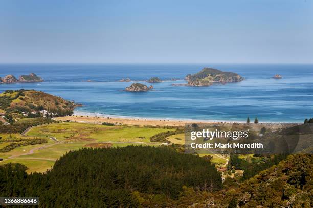 matauri bay and cavallii islands - nordinsel von neuseeland stock-fotos und bilder