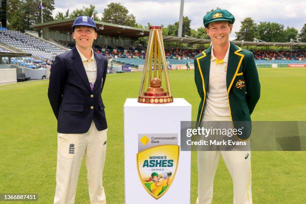 Captain of the England women's cricket team, Heather Knight and captain of the Australian women's cricket team, Meg Lanning pose for a photo with the...