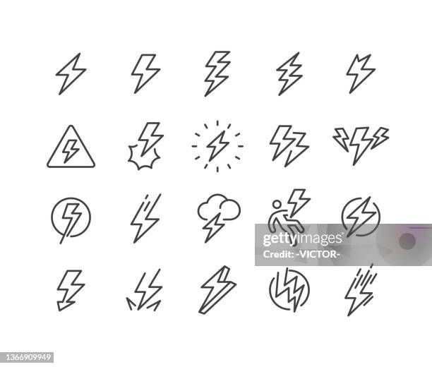 illustrations, cliparts, dessins animés et icônes de icônes du tonnerre - série classic line - éclair