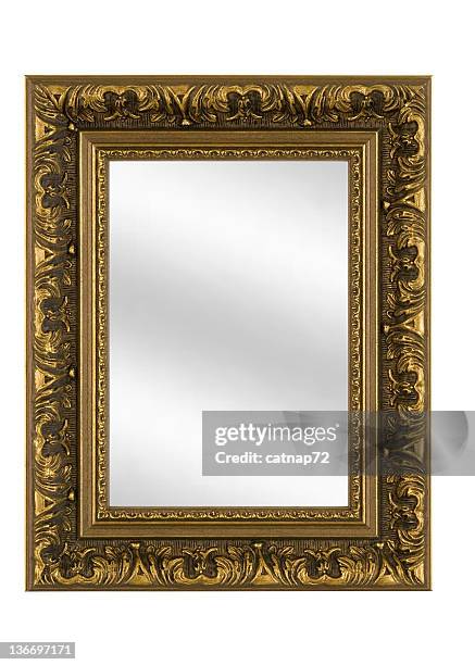 gosta de porta-retrato ouro com espelho, branco isolado - mirror object - fotografias e filmes do acervo