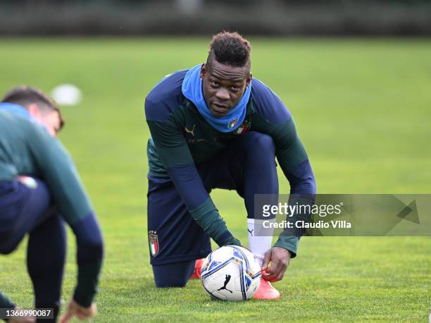 Mario Balotelli of Italy in action during a Italy training session at Centro Tecnico Federale di Coverciano on January 26, 2022 in Florence, Italy.