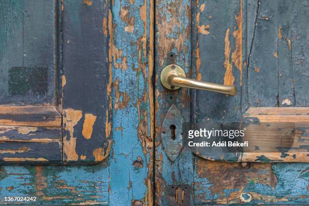 detail of blue closed door - ancient thira stock pictures, royalty-free photos & images