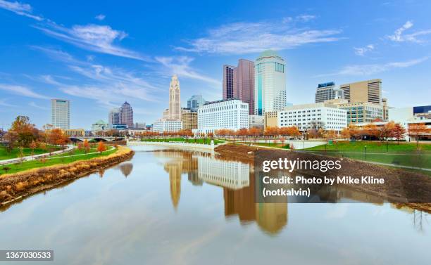 columbus reflections - columbus ohio landmark stock pictures, royalty-free photos & images