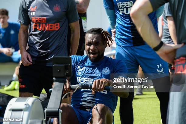 Allan Saint-Maximin on the rowing machine during the Newcastle United Training Session at Ittihad FC training Ground on January 26, 2022 in Jeddah,...