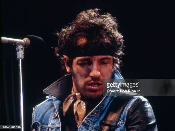 Bruce Springsteen and E Street Band perform during the last show of the "Born in the U.S.A. Tour", October 2, 1985 in Los Angeles, California.
