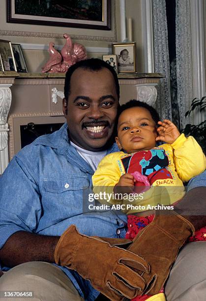 Mr. Bad Wrench" - Mini Gallery - Airdate: November 17, 1989. REGINALD VELJOHNSON;JOSEPH JULIUS WRIGHT