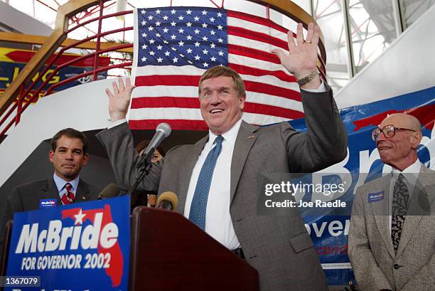 Florida Democratic gubernatorial candidate Bill McBride speaks to supporters after Miami-Dade Mayor Alex Penelas endorsed him September 4, 2002 in...