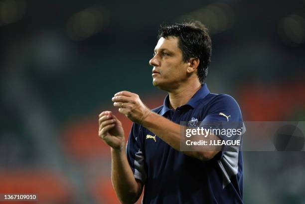 Head coach Adilson Batista of Jubilo Iwata gives instruction during the J.League J1 match between Jubilo Iwata and Shimizu S-Pulse at Shizuoka...