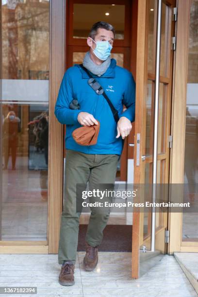 Iñaki Urdangarin leaves work, on January 27 in Vitoria, Spain.