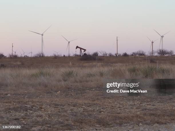 texas sized wind farm - amarillo stock pictures, royalty-free photos & images