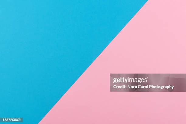 two tones color block background blue and pink - color blocking stock-fotos und bilder