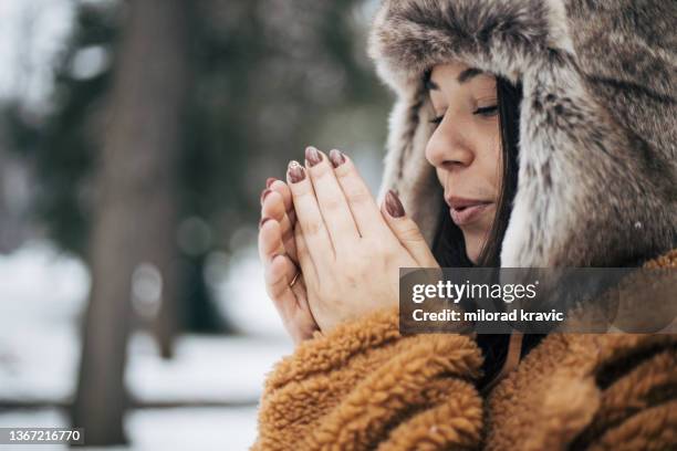 Magic Cold Hand 5,666 Cold Hands Gloves Stock Photos, High-Res Pictures, and Images ...