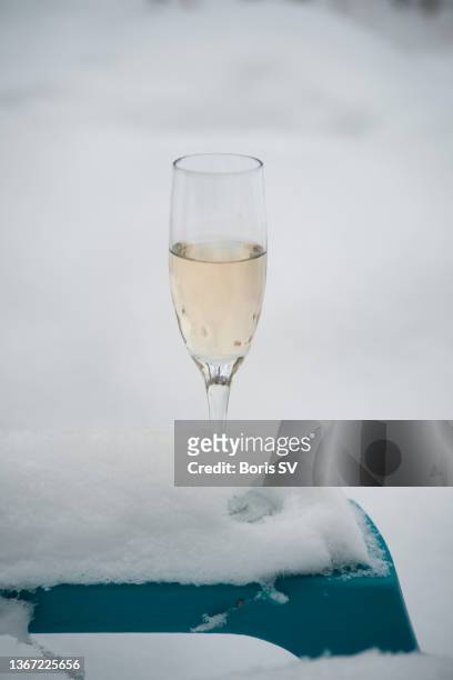 glass with ice wine - ice wine stock pictures, royalty-free photos & images