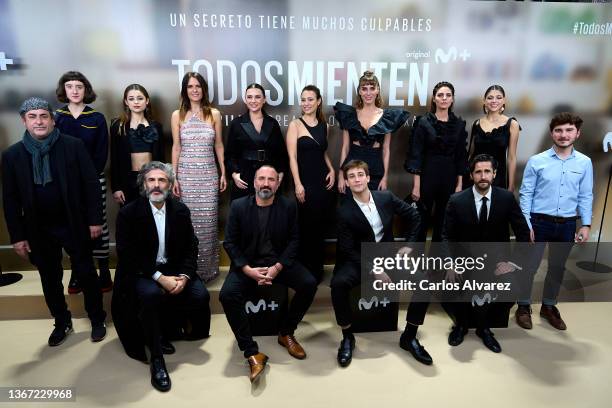 Jorge Bosch, Lu Golovina, Berta Castañe, Eva Santolaria, Natalia Verbeke, Irene Arcos, Amaia Salamanca, Carmen Arrufat, Leonardo Sbaraglia, Pau...