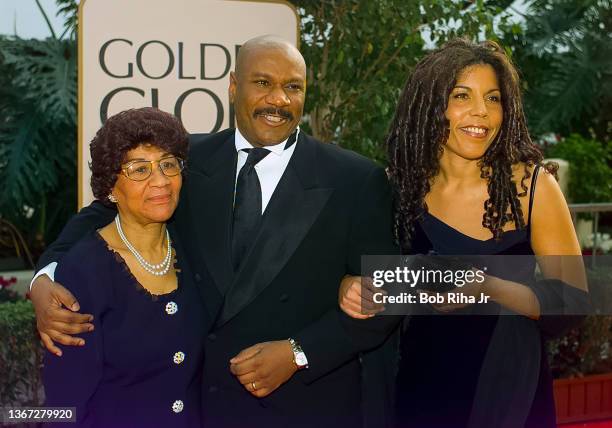 Actor Ving Rhames arrives with his mother Reatha Rhames and wife Valerie Rhames at Golden Globe Awards, January 18, 1998 in Beverly Hills, California.