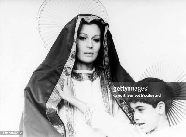 Italian actress Silvana Mangano on the set of the film "Le Decameron" directed by Pier Paolo Pasolin.